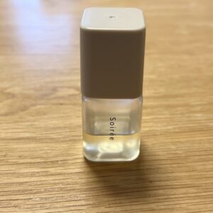 美容オイルボトルに実際にヘアオイルを入れたところ